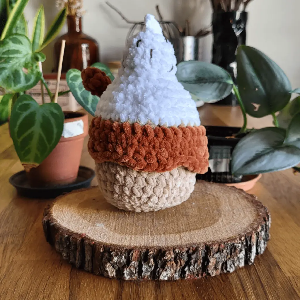 SACHA - Peluche Café Latte en crochet