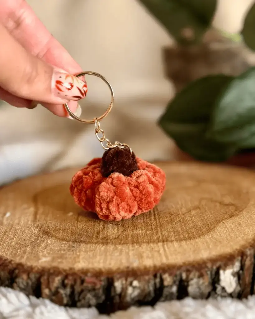 JENNIE - Porte-clés Citrouille en crochet (Argenté)