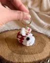 ADELE - Porte-clés Abeille blanc / rouge en crochet 