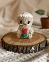ULYSSE - Mini bonhomme en pain d'épices beige en crochet